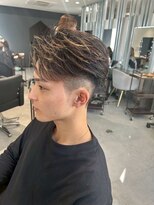 メンズサロン キング 心斎橋店(Men’s salon K!ng) ホワイトメッシュ/ツイスト/ツイスパ/パーマ/メンズ/眉毛/心斎橋