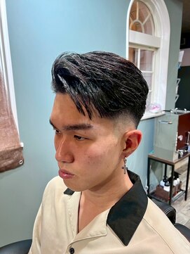 スタンドバーバー 柏(STAND BARBER) MEN’S HAIR/ブルーブラック/フェザーパーマ/ 柏