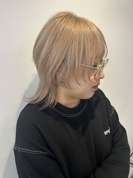 柔らかいミルクティー×ウルフカット