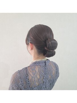 ルノンルージュ(Renon Rouge) タイトアップスタイル