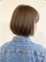 ドアーズ(Door's)&nbsp;30代40代ショート白髪染めグレイカラーボブ艶栄名駅伏見丸の内