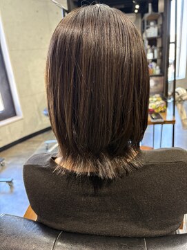フィール ヘアー(feel hair) ミディアムレイヤー