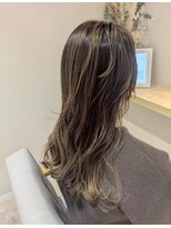 ムニ(muni) ミディアムレイヤー/ロングレイヤー/ブラウン/くびれヘア