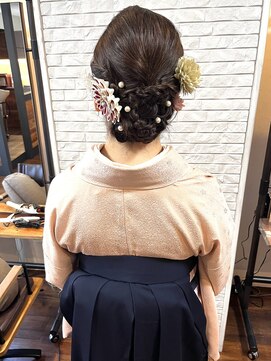 ザブックハンドサロン(The book hand salon) 袴×まとめ髪