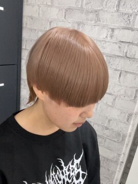 ジオ 国分寺(the O's) ピンクハッシュカットくびれショートヨシンモリ