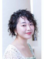 トップシェイプ(TOP SHAPE) くせ毛風パーマ×大人ショート