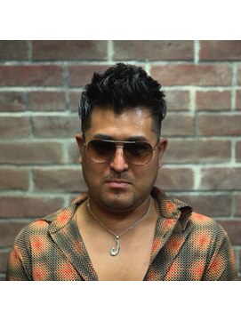 ヘアー カスタム スタジオ カルチャー(HAIR KUSTOM STUDIO KULTURE) fade style