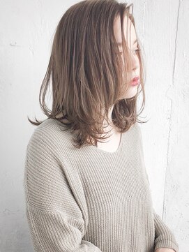 リリアン 青山(relian) スモーキーベージュはリリアン◎