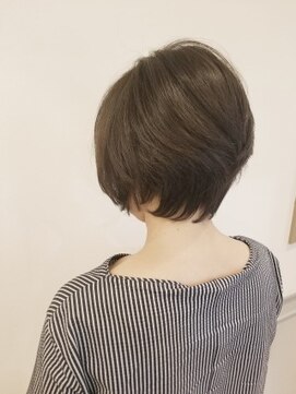 グランシュ 青葉台店(GranCieux) 前下がりショートレイヤー☆