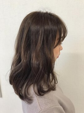 シェリッシュ ノース(Sheriche North) ナチュラルハイライト×ベージュブラウン