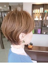 stylist．　続木　茉里　file.1　　