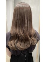 ベルベットヘア 千早店(Velvet hair)&nbsp;ハイライトで創るシアーアッシュグレージュ 【福岡聖容】