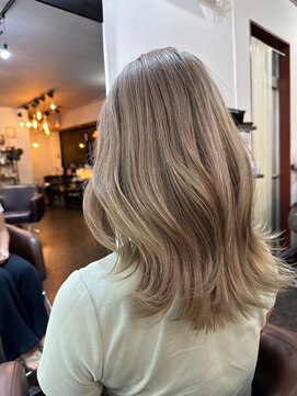 ガーデン ジングウマエ(GARDEN jingumae) 星華,デザインカラー,レイヤーカット,ウェットヘアb5