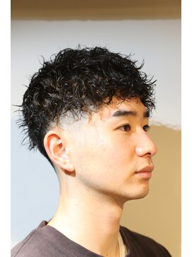ツーエイチ 新宿(2H) 新宿/スキンフェード/パーマ/barber