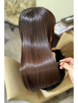 ヘアーメイクポリッシュ 桂店 髪質改善/縮毛矯正/トリートメント/艶髪/艶カラー/桂/向日町