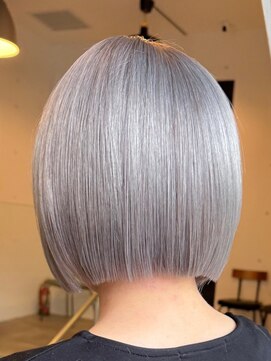 ロイス 神宮前(ROIS) ケアブリーチ/ミルクティーベージュ/髪質改善トリートメント/