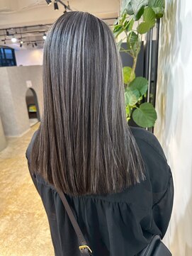 メリー オオサカ(Merly Osaka) smoky ash highlight