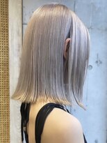 サンクマーケット 渋谷(cinq MARKET) 渋谷ブリーチカラータッセルボブ顔周りレイヤー切りっぱなしボブ