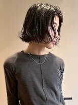 ヴヴ(Bub) メンズパーマ センターパート スパイラルパーマ ミディアム 20代