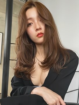 ヨロ 渋谷(YOLO) 韓国ヘアーハッシュカットレイヤーカットハイライトカラー