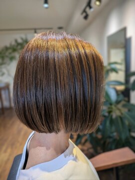 トコトワ(tocotowa) ショートボブ