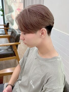 ネオリーブ クーロ メゾン 横浜(Neolive curro Maison) 韓国マッシュ センターパートフェザーパーマ MEN’S HAIR