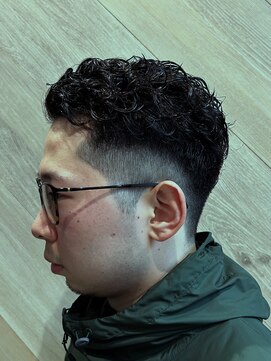 レボ 片町店(Revo) 男らしいスパイラルパーマ！