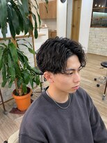 ナチュラル 南越谷店(Natural)&nbsp;【岸】メンズセンターパートツイストスパイラルパーマ