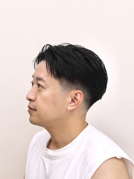ダリーサード(DALIE third) ミドルパートローフェードセンターパート海外風