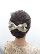 お上品パーティーアップ　ヘアセット