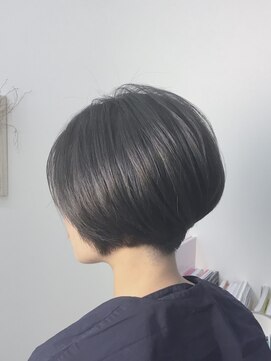 アッカ(acca) 丸みショート@アディクシーサファイア