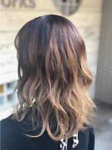 ティキ ヘアーワークス(TiKi Hair Works)