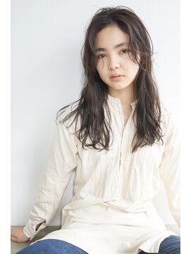 コス(kos) 【nanuk*UEKI】アンニュイなロングウェーブ