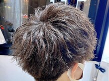 メンズカットでON/OFFどちらも決まるスタイル