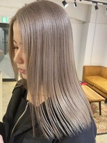 メリー オオサカ(Merly Osaka)&nbsp;ハイトーンなのにツヤんツヤん！_white milk tea_