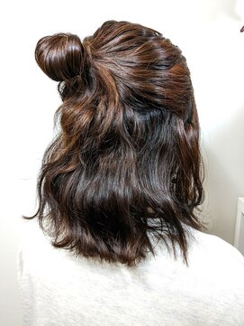 ビューティック ハラジュク(Hair&Make Beautique Harajuku) ハーフアップのお団子