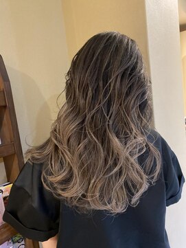 ゼン(Zen.) バレイヤージュ