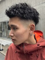 フィフス(fifth) ツイストスパイラルパーマフェードスパイキーショート刈り上げ