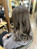 クラップヘアーコンフォートスペース(CLAPHAIR comfort space) スモーキーハイライト