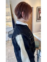 カシェ シモムラ(Cashe'e SHIMOMURA)&nbsp;ショート/レイヤーカット//ブリーチ/白髪ボカシ/髪質改善