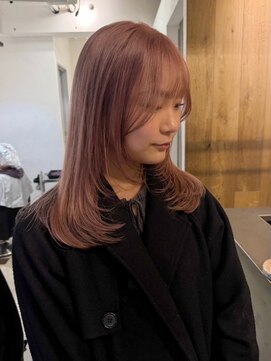 ロマリア(Lomalia) 乾かすだけでキマる髪/馴染むハイトーンピンクカラー