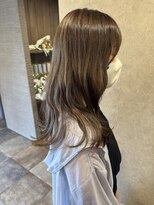 イロハ(iroh)&nbsp;イルミナカラー/くびれヘア/髪質改善