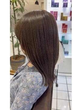 ラ ポルト ドゥ サワ(La Porte de SAWA) 長野市美容室/大人可愛い小顔レイヤー×ナチュラルブラウン