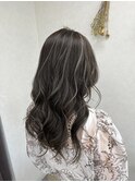 大人グレージュハイライト 派手すぎないハイライト