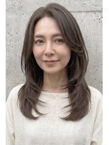 コク(koku) 透明感を叶える高発色白髪染めグレージュ×大人レイヤー