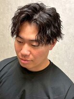 ディスイズバーバーフォース(THIS IS BARBER 4th)&nbsp;波巻きスパイラルパーマ マッシュショート メンズカット 暗髪