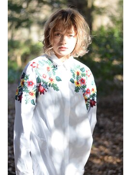 アイビー 吉祥寺(aivee) <aivee>外国人風ボブ×ワイドバング