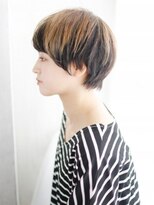 ヘアメイク ナル(hair make nalu)&nbsp;作り込まない2トーンナチュラルショートスタイル