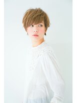 イグレックビス(igrek bis)&nbsp;大人可愛い　小顔ショートスタイル　IGREKBIS