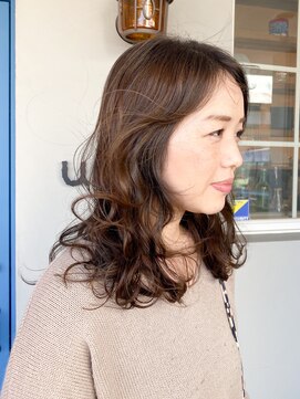 ウヴリール(uvrir) ミディアムヘア